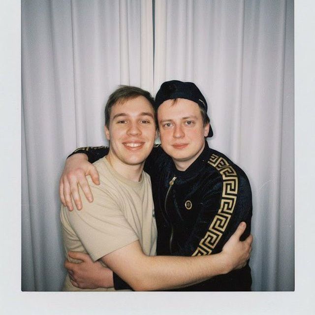 🔥 Selfies with celebrities icon